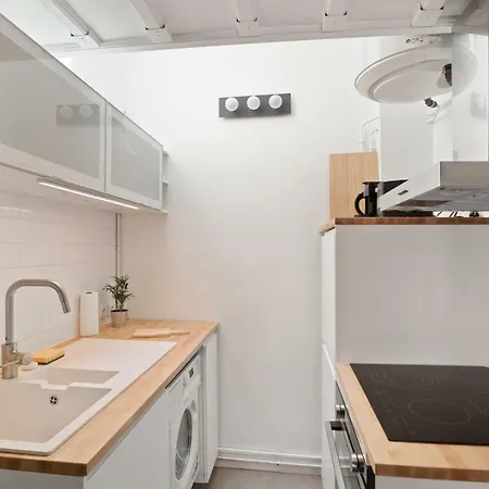 Stunning 1 Bed Apt W/decorated Int Nr Opera Διαμέρισμα *