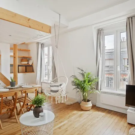Stunning 1 Bed Apt W/decorated Int Nr Opera *